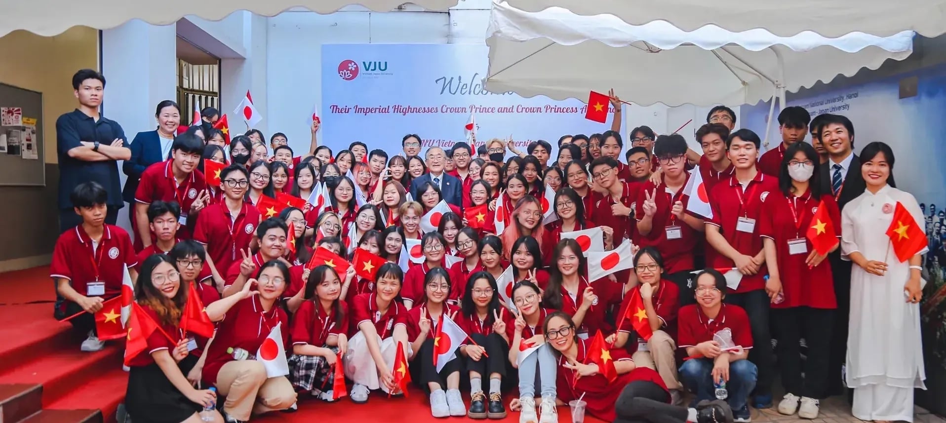 Triển lãm Giáo dục Việt Nam tại APAIE 2026 quy tụ sự tham gia của 17 cơ sở giáo dục đại học và tổ chức giáo dục tiêu biểu. Ảnh: VGP.