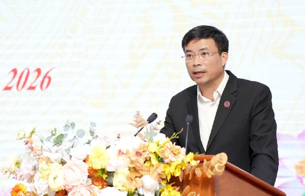 Đồng chí Nguyễn Xuân Kỳ trình bày Chương trình hành động trước cử tri. Ảnh: Lê Hải.