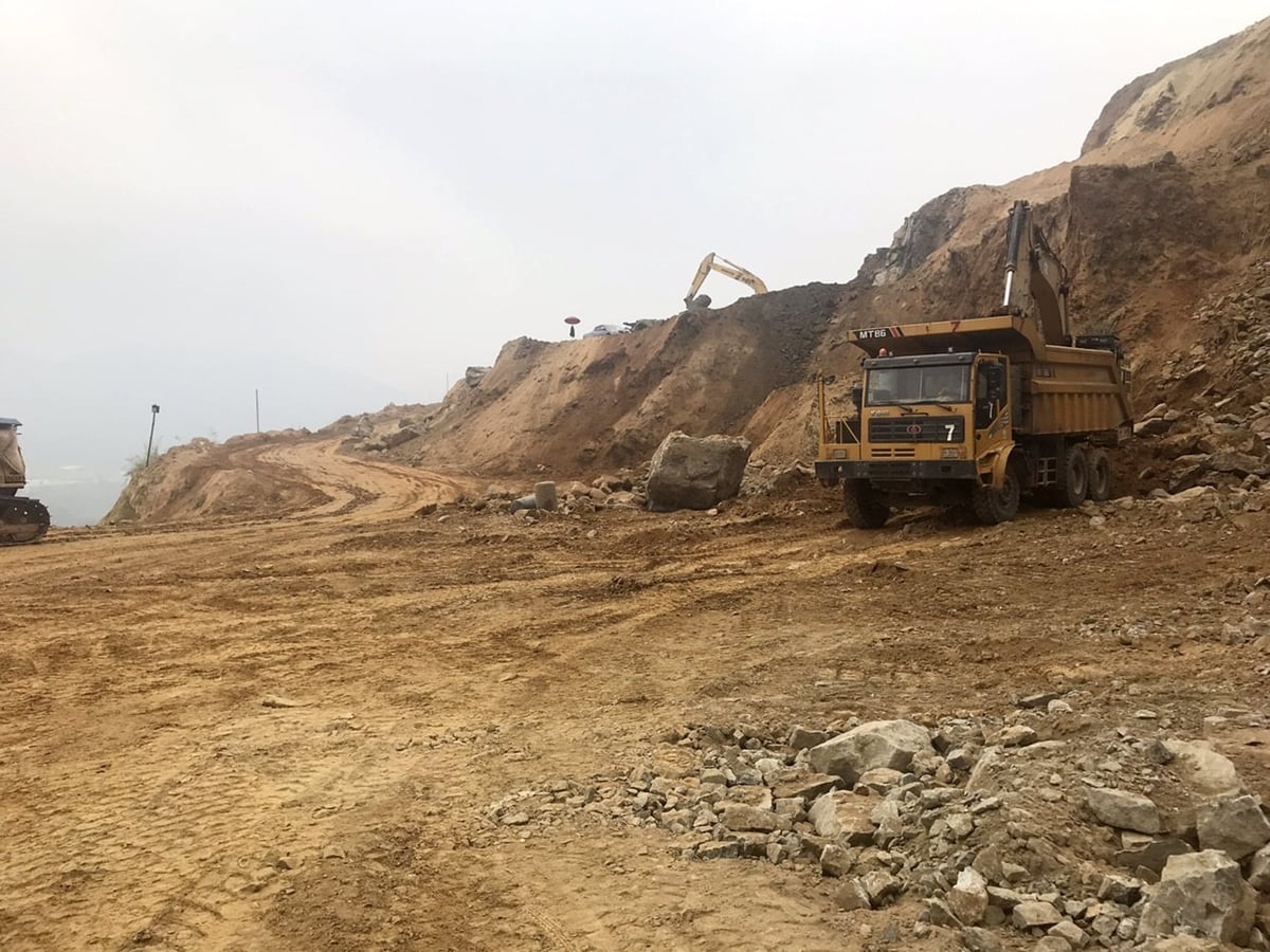 Lào Cai là tỉnh đang có rất nhiều mỏ khoáng sản được khai thác hiệu quả phục vụ phát triển hạ tầng. Ảnh: Bích Hợp.
