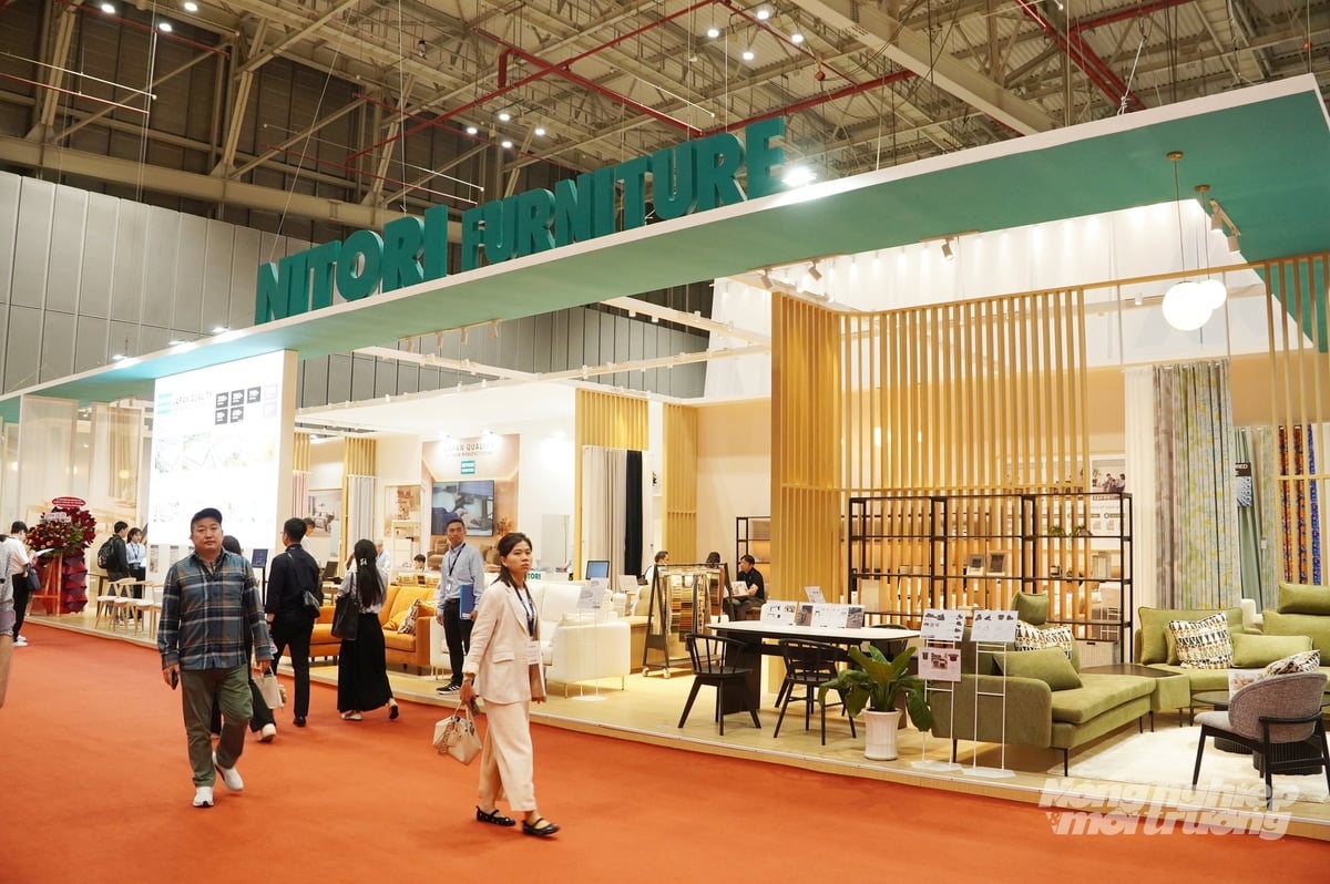 Hội chợ HawaExpo 2026 vừa được tổ chức tại TP.HCM đã thu hút sự quan tâm của nhiều nhà mua hàng quốc tế đến tham quan, xúc tiến thương mại. Ảnh: Nguyễn Thủy.