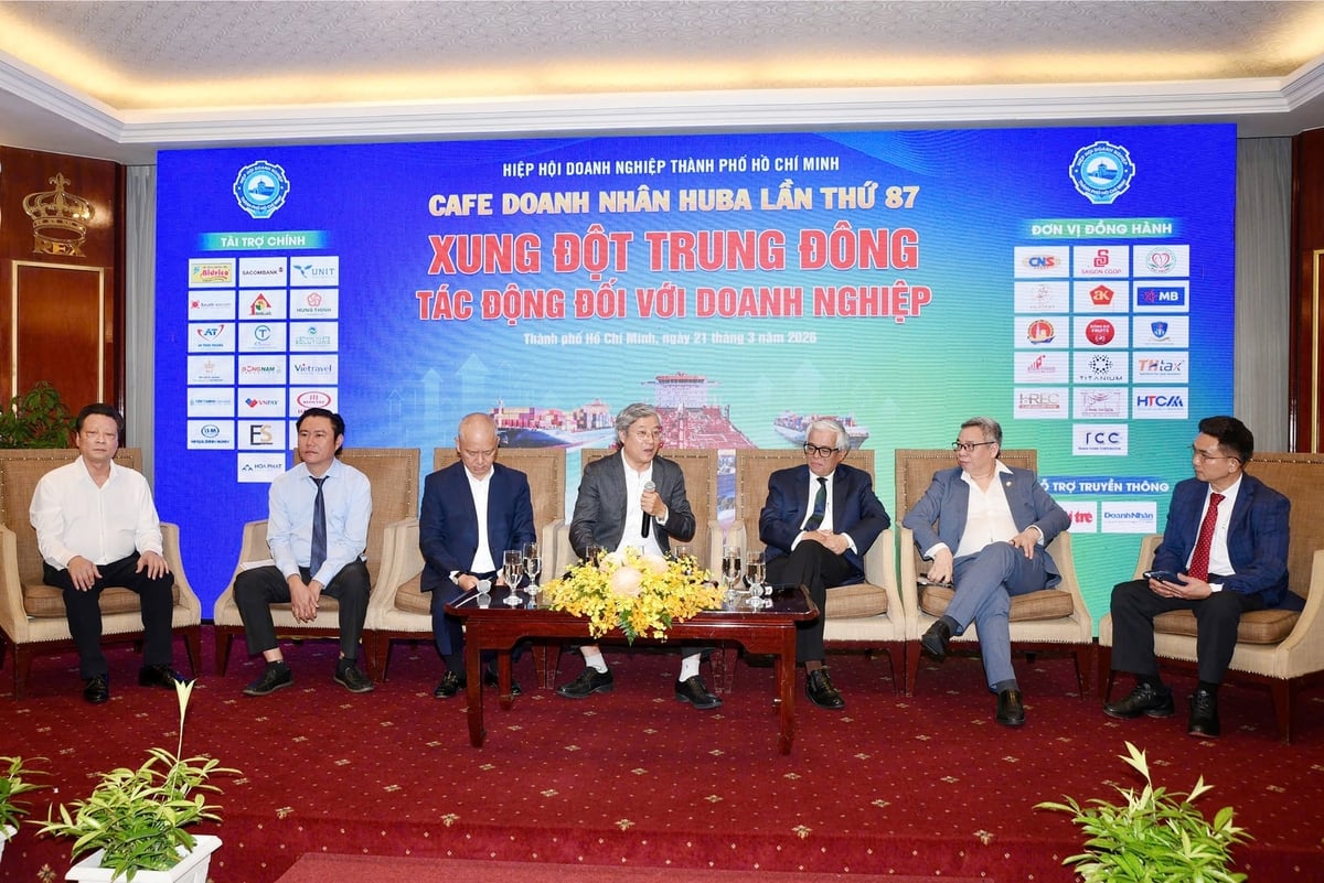 Các chuyên gia, doanh nghiệp chia sẻ về những tác động đối với doanh nghiệp từ xung đột tại Trung Đông. Ảnh: Thanh Chương.