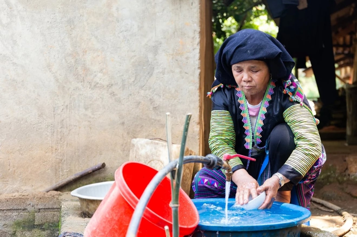 Access to water has brought a greater sense of independence to H’Mong women. Photo: Bui Hoang Quan.