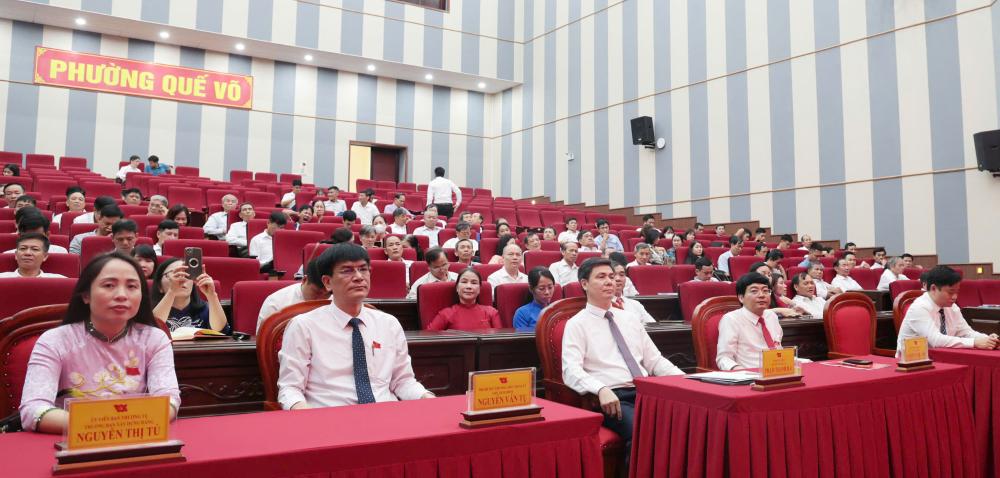 Quang cảnh kỳ họp. Ảnh: Hậu Hòa.