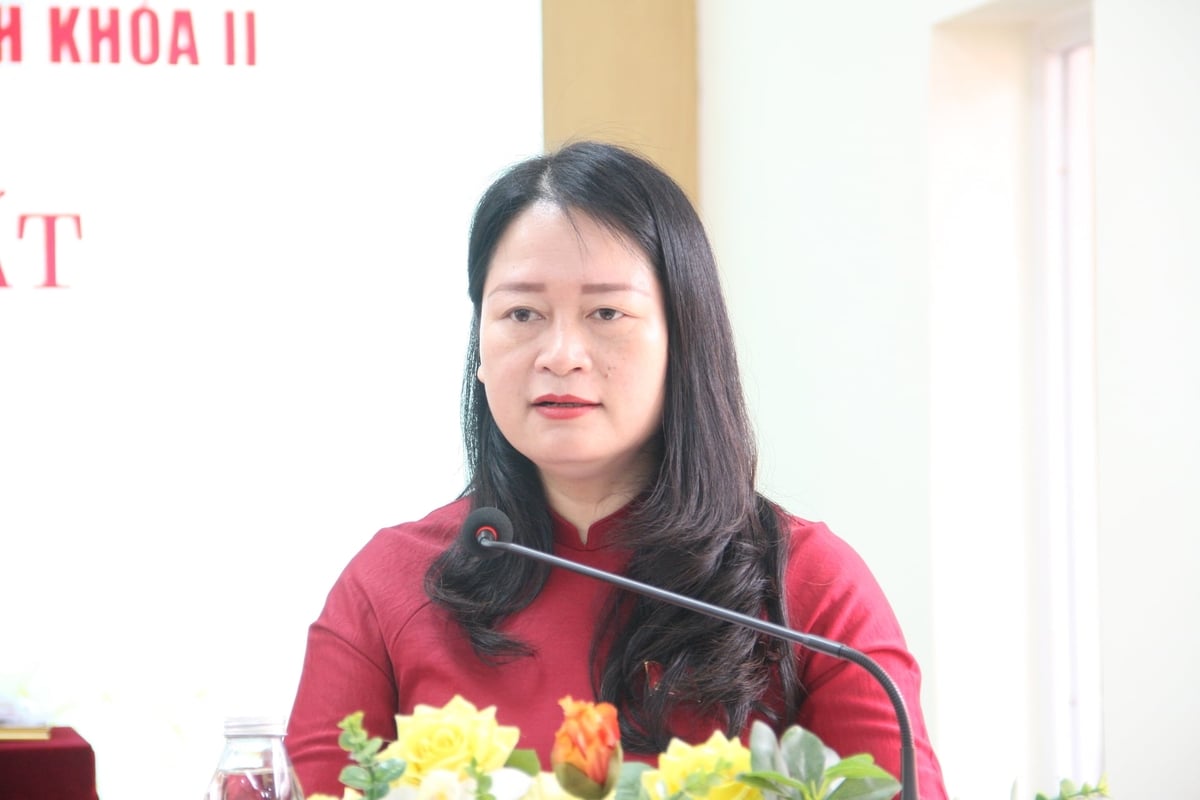 Bà Phạm Thị Diễm, Chủ tịch UBND phường Ba Đình cam kết cùng tập thể lãnh đạo UBND phường tiếp tục nâng cao năng lực quản lý, điều hành. Ảnh: Mai Đan.
