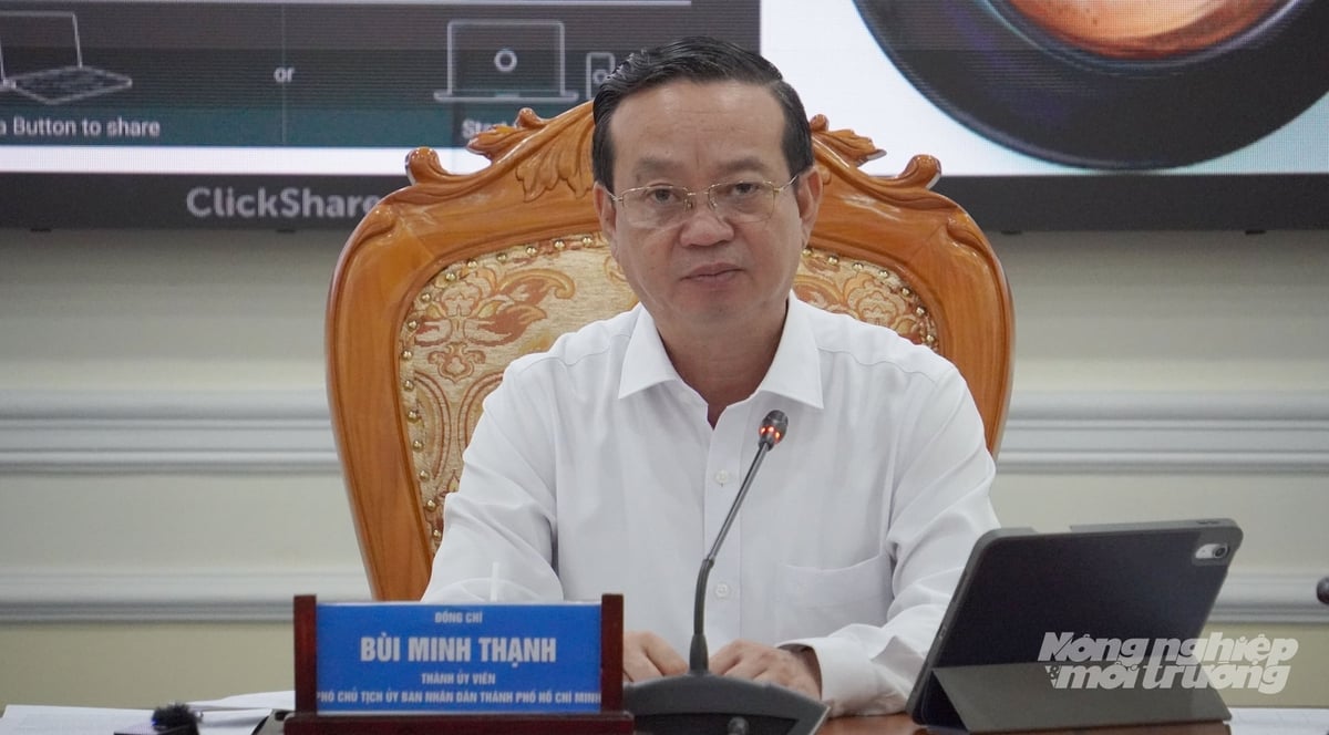 Ông Bùi Minh Thạnh: 'Giá thu gom rác là dịch vụ công tác động trực tiếp đến toàn xã hội, vì vậy chính sách mới phải hợp lý, hài hòa lợi ích và đặt sự đồng thuận của người dân lên hàng đầu'. Ảnh: Lê Bình.