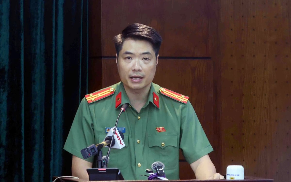 Thượng tá Bùi Nhật Quang - Trưởng phòng Tham mưu, Công an TP Hà Nội phát biểu tại Hội nghị. Ảnh: Cao Sơn.