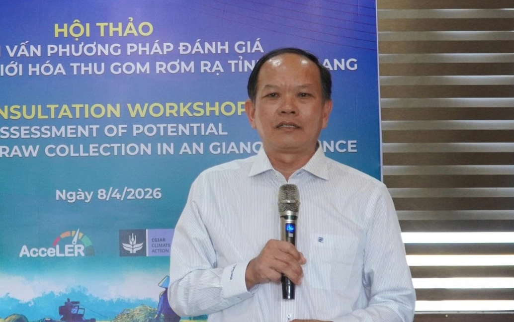 Mr. Tran Thanh Hiep, Deputy Director of the An Giang Department of Agriculture and Environment, speaks at the workshop. Photo: Trung Chanh.