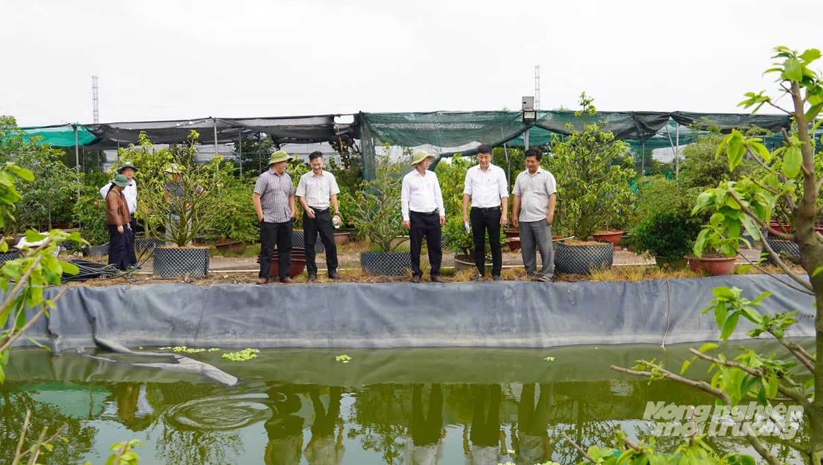 Sở Nông nghiệp và Môi trường TP.HCM chủ động kiểm tra, giám sát việc tích nước và tiêu thoát, nhằm kịp thời điều chỉnh vận hành, hạn chế rủi ro và phòng ngừa sự cố cho khu vực hạ du. Ảnh: Lê Bình.