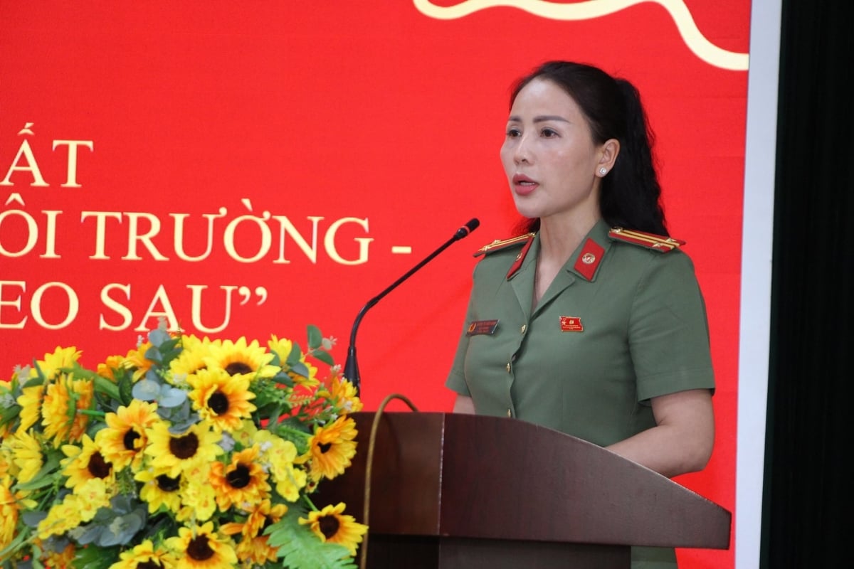 Trung tá Hoàng Thị Bích Hạnh - Đội trưởng Đội Năng lượng, tài nguyên và Môi trường (Phòng An ninh kinh tế, Công an thành phố Hà Nội).
