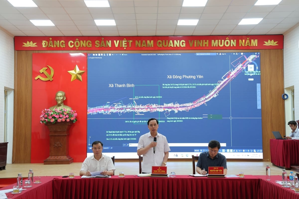 Ông Trịnh Tiến Tường, Bí thư Đảng ủy cho biết, xã phấn đấu hoàn thành công tác GPMB trước ngày 30/6/2026. Ảnh: Kim Thoa