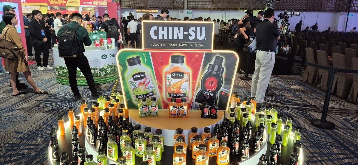 Sản phẩm CHIN-SU trưng bày tại sự kiện. Ảnh: PV.