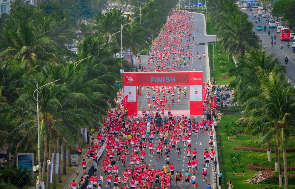Gần 8.000 vận động viên tham gia giải chạy AirAsia RedRun Đà Nẵng 2026. Ảnh: BTC.