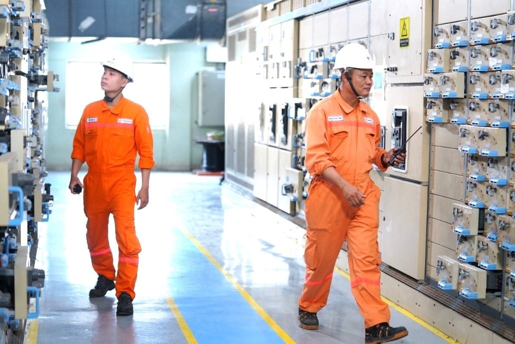 Công ty tăng cường lực lượng kiểm tra thiết bị vào dịp nghỉ Lễ và cao điểm mùa khô năm 2026. Ảnh: Nhiệt điện Phú Mỹ.