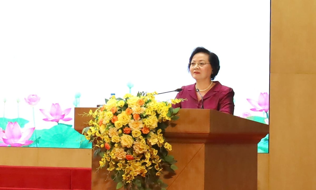 Phó Thủ tướng Phạm Thị Thanh Trà phát biểu tại hội nghị tiếp xúc cử tri tỉnh Lào Cai. Ảnh: laocai.gov.vn