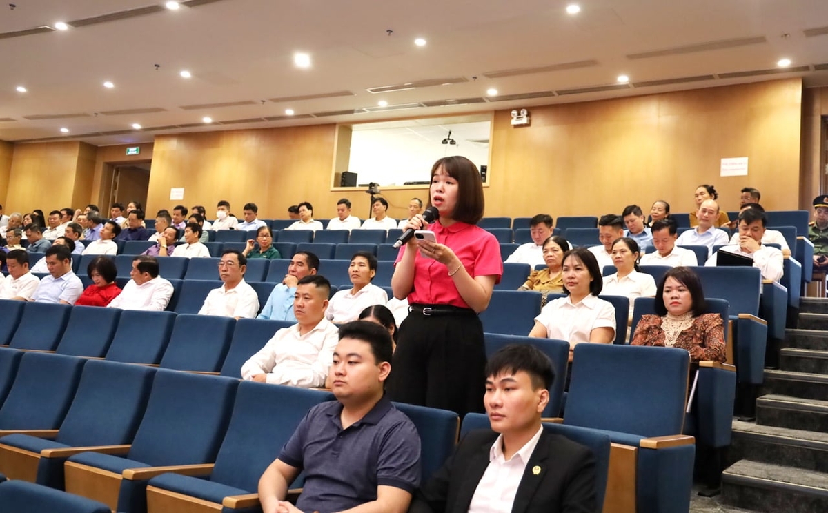 Nhiều ý kiến tâm huyết của cử tri Lào Cai được gửi tới Đoàn đại biểu Quốc hội và Phó Thủ tướng, tập trung tháo gỡ khó khăn, thúc đẩy phát triển bền vững địa phương. Ảnh: laocai.gov.vn