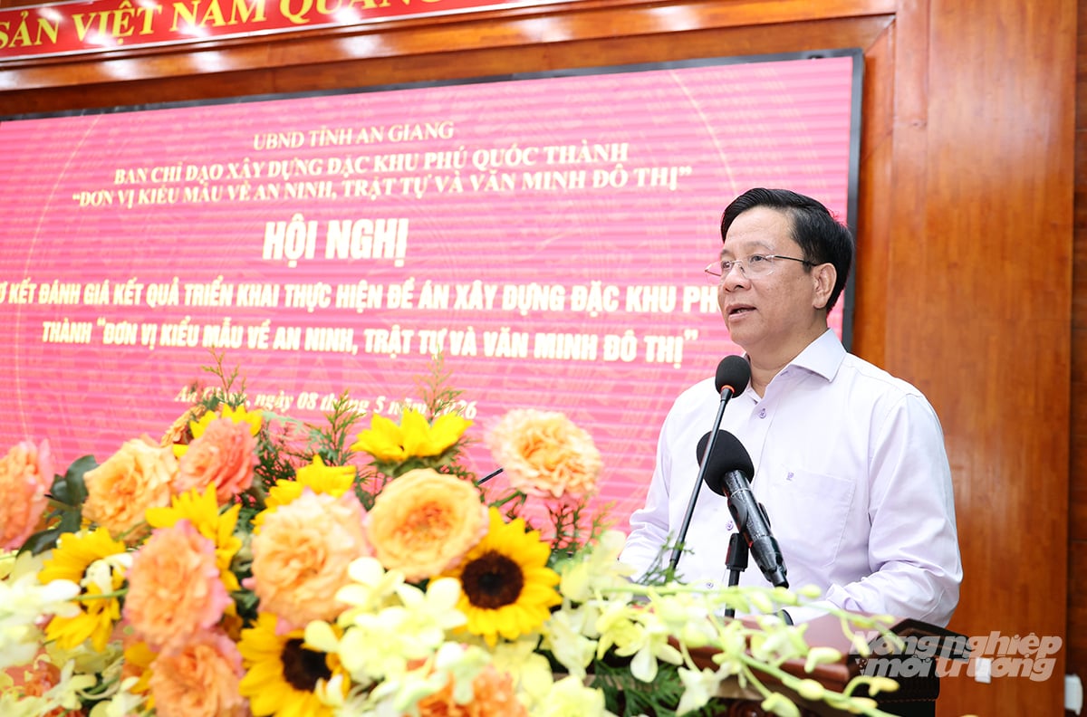 Ông Hồ Văn Mừng, Chủ tịch UBND tỉnh An Giang cho rằng, Ban Chỉ đạo tỉnh tiếp tục tập trung thực hiện hiệu quả các nhóm giải pháp xây dựng đặc khu Phú Quốc thành 'Đơn vị kiểu mẫu về an ninh, trật tự và văn minh đô thị' đã đề ra. Ảnh: Lê Hoàng Vũ.