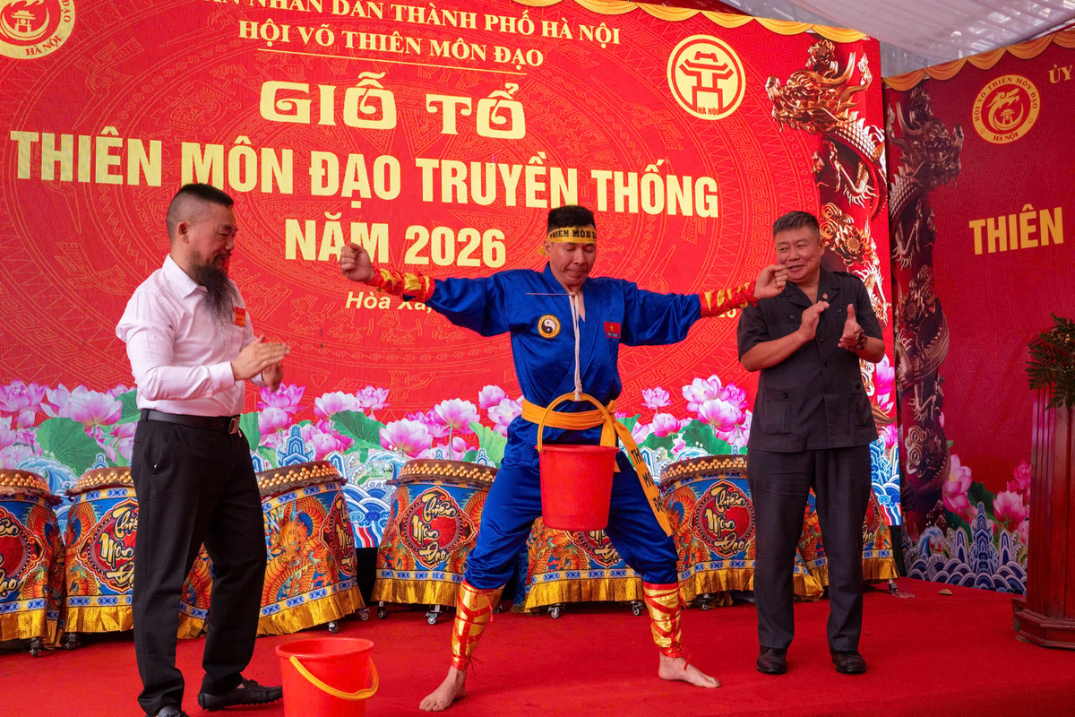 Màn biểu diễn tại Lễ hội giỗ tổ Thiên Môn Đạo truyền thống năm 2026. Ảnh: Thúy An.