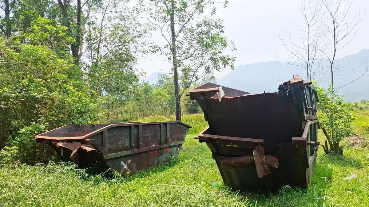 Tuy nhiên, chỉ ít năm hoạt động, khu xử lý chất thải rắn Lộc Thủy đã phải dừng tiếp nhận rác do vấp phải sự phản đối quyết liệt của người dân địa phương vì gây ô nhiễm.