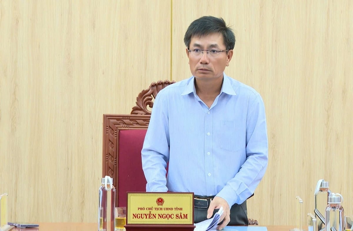 Phó Chủ tịch UBND tỉnh Quảng Ngãi Nguyễn Ngọc Sâm giao các sở, ngành khẩn trương tham mưu UBND tỉnh điều chỉnh quy trình nội bộ giải quyết thủ tục hành chính trong lĩnh vực đất đai. Ảnh: V.H.