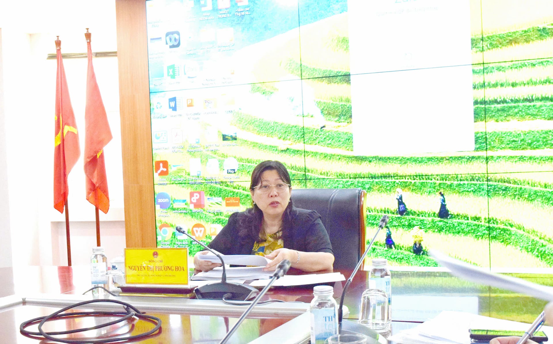 Thứ trưởng Nguyễn Thị Phương Hoa nhấn mạnh việc thẩm định sáng kiến, đề tài phải bảo đảm chặt chẽ, công khai, minh bạch, đúng quy định. Ảnh: Trường Giang.