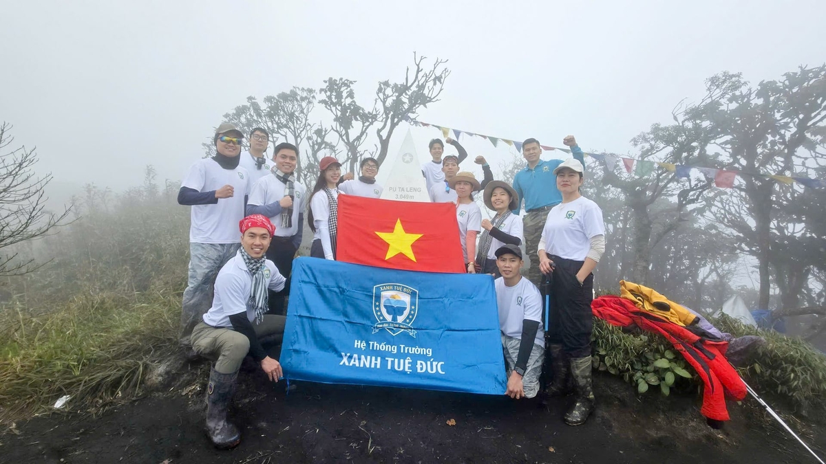 Pu Ta Leng đang trở thành điểm nhấn thu hút du khách yêu khám phá khi đến Lai Châu. Ảnh: S.T.