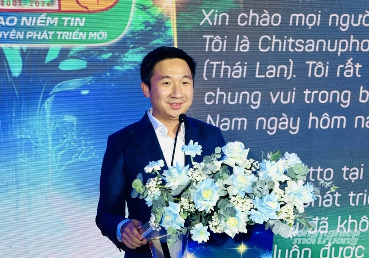 Ông Chitsanuphong Booncharoen, Giám đốc Công ty Sitto Thái Lan, đánh giá chặng đường 25 năm của Sitto là niềm tự hào lớn phục vụ tại ngành nông nghiệp tại Việt Nam. Ảnh: Lê Hoàng Vũ.
