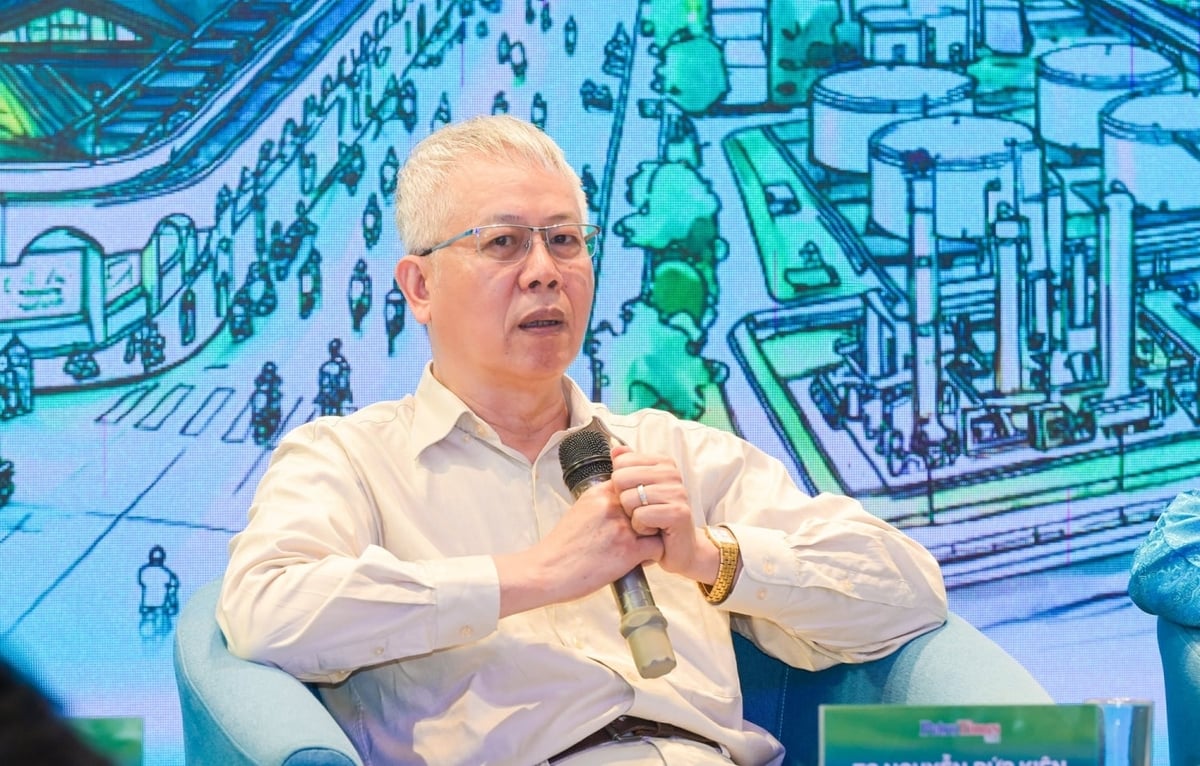 TS. Nguyễn Đức Kiên, nguyên Phó Chủ nhiệm Ủy ban Kinh tế của Quốc hội (nay là Ủy ban Kinh tế - Tài chính) nhấn mạnh, việc Quốc hội ban hành Nghị quyết 260 sửa đổi, bổ sung các cơ chế đặc thù cho TP. Hồ Chí Minh là bước đi quan trọng nhằm tháo gỡ những điểm nghẽn về tài chính, đầu tư và quản lý phát triển đô thị. Ảnh: Petrotimes.