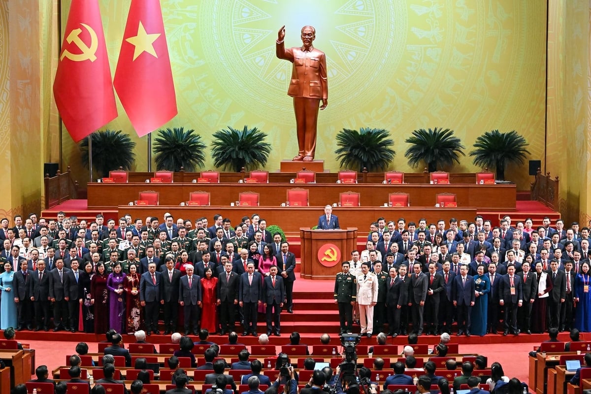 Đại hội đại biểu toàn quốc lần thứ XIV của Đảng đã thành công rực rỡ, xác định những định hướng chiến lược đưa đất nước bước vào kỷ nguyên mới, xây dựng một nước Việt Nam hoà bình, độc lập, dân chủ, giàu mạnh, phồn vinh, văn minh, hạnh phúc, vững bước đi lên chủ nghĩa xã hội. Ảnh: daihoidangtoanquoc.vn.