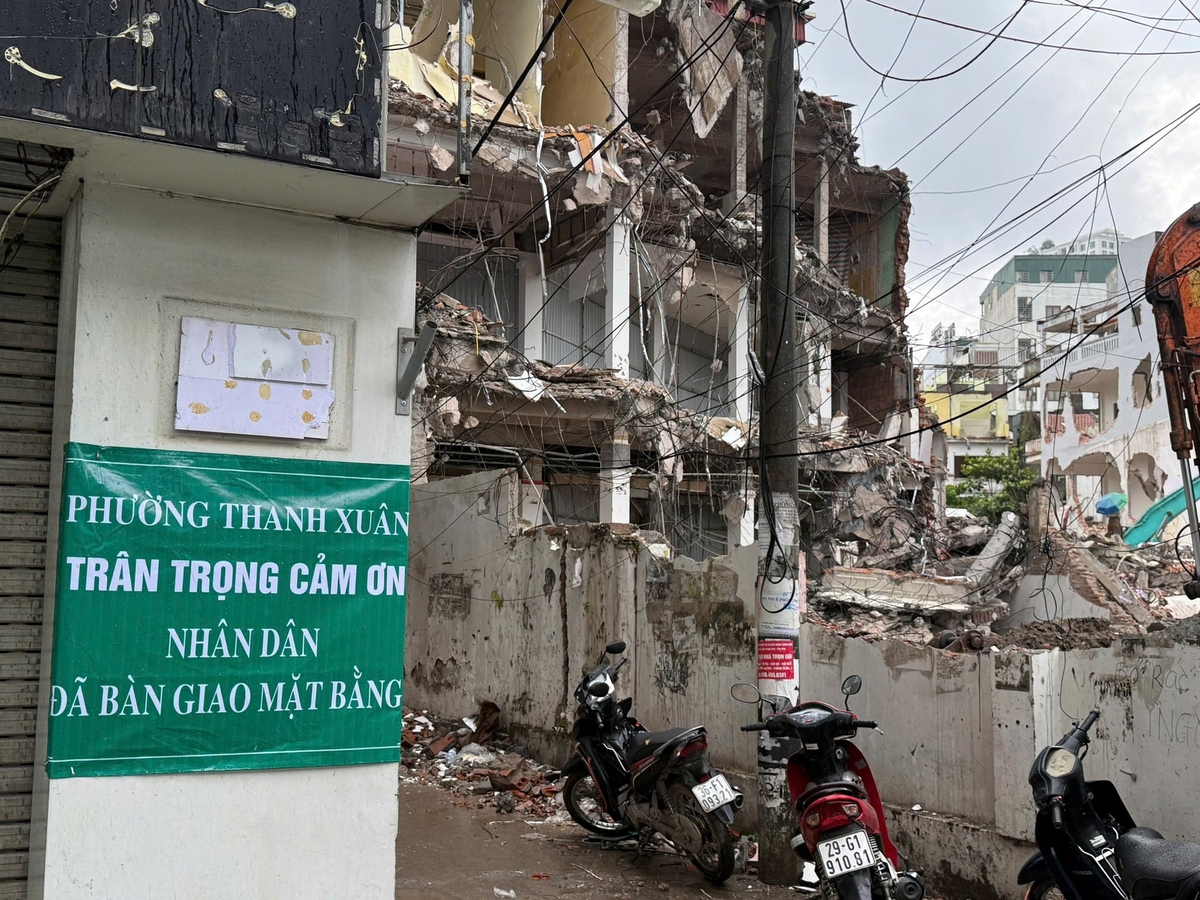 Lời cảm ơn từ chính quyền gửi tới nhân dân - một nét đẹp của văn hoá công vụ ở Thanh Xuân. Ảnh: Quyết Thắng.