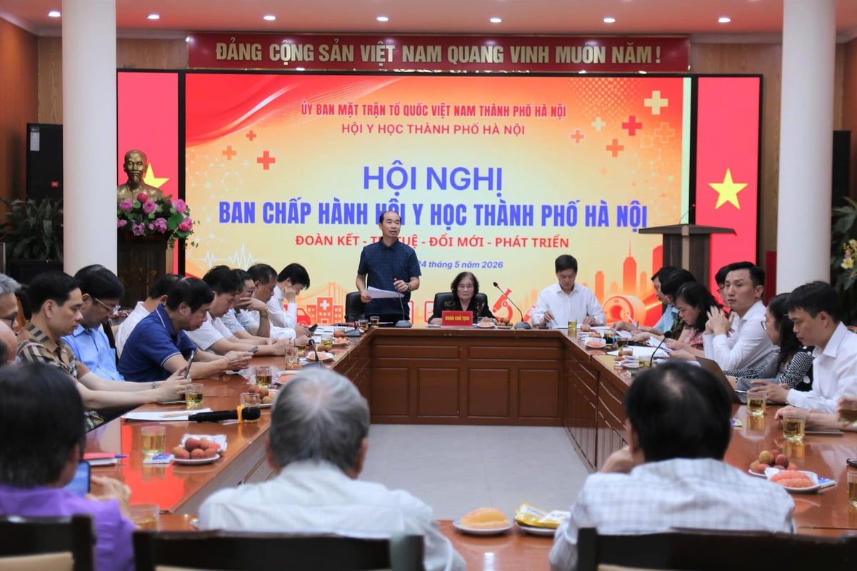 Hội Y học thành phố Hà Nội quy tụ nhiều giáo sư, phó giáo sư, tiến sĩ, bác sĩ đầu ngành. Ảnh: SYT.