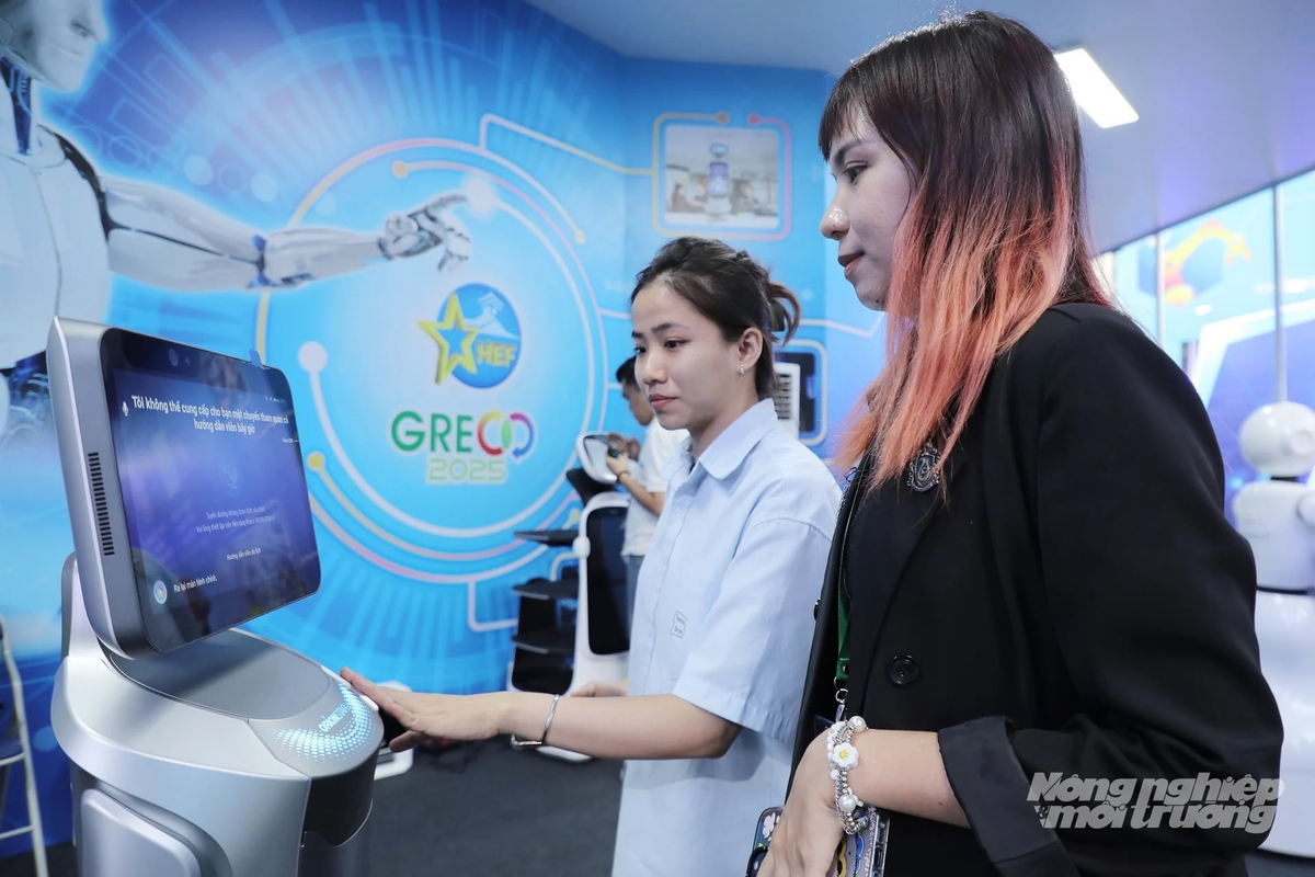 Triển lãm kỳ vọng sẽ trở thành điểm kết nối doanh nghiệp, nhà thiết kế, nhà cung cấp giải pháp và cộng đồng, thúc đẩy xu hướng đô thị thông minh, năng lượng sạch và lối sống bền vững tại TP.HCM. Ảnh: Nguyễn Thủy.