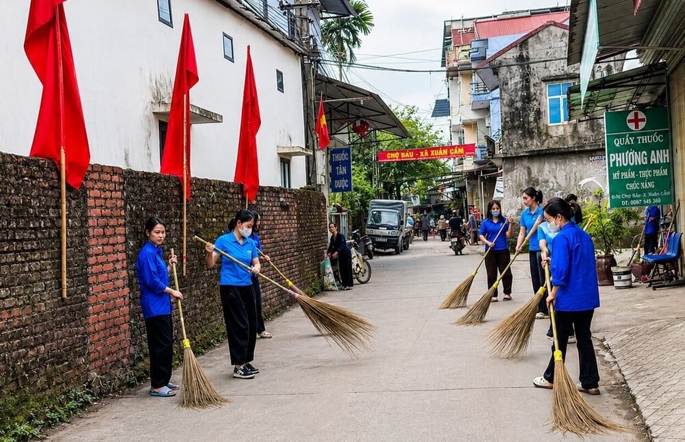 UBND tỉnh Bắc Ninh yêu cầu các sở, cơ quan, đơn vị, địa phương tăng cường thu gom, xử lý rác thải, nâng cao hiệu quả bảo vệ môi trường. Ảnh: Nguyễn Miền.