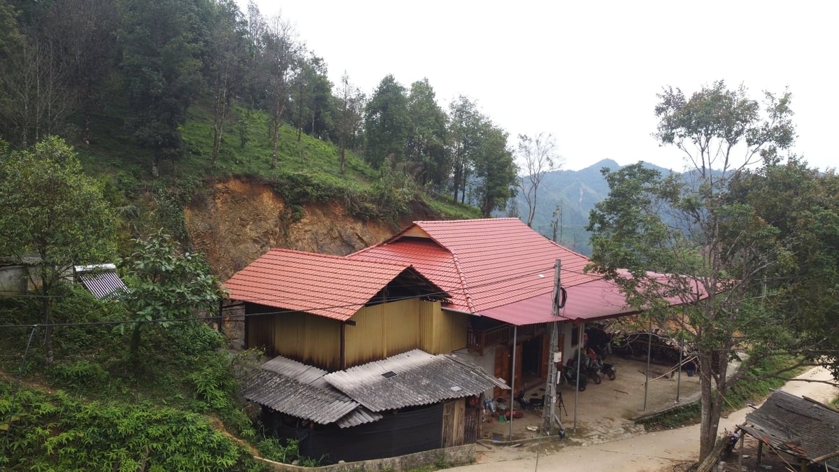 Căn nhà khang trang của anh Triệu Văn Liêu. Ảnh: Ngọc Tú.