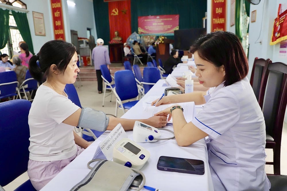 Sở Y tế Bắc Ninh chủ động phòng, chống tác hại của nắng nóng, hạn hán và thiếu nước sinh hoạt nhằm bảo vệ sức khỏe người dân trong mùa hè năm 2026. Ảnh: Ngọc Thúy.