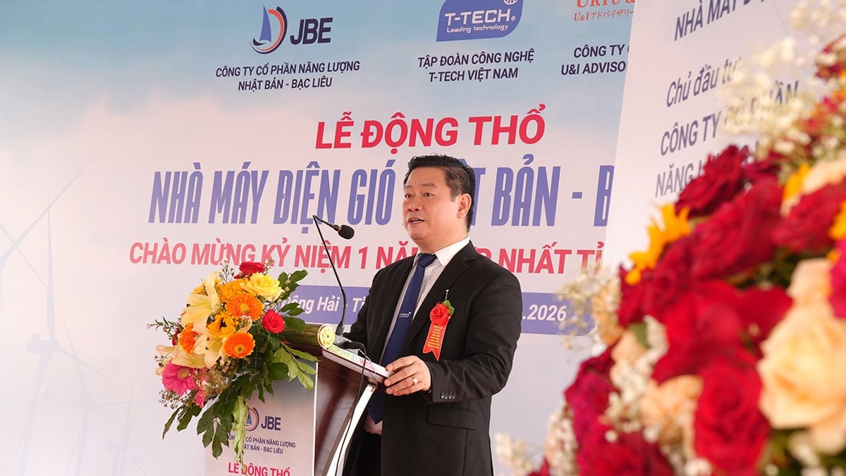 TS. Nguyễn Đình Trọng chia sẻ về hành trình đồng hành cùng Cà Mau với mục tiêu phát triển xanh và bền vững. Ảnh: T-TECH.
