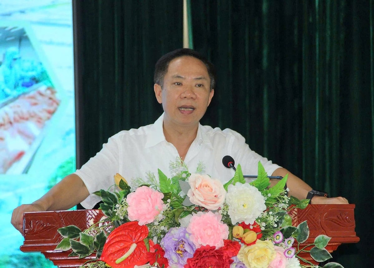 Ông Vũ Bá Công - Phó Giám đốc Sở Nông nghiệp và Môi trường Hải Phòng phát biểu tại diễn đàn. Ảnh: Hoàng Phong.