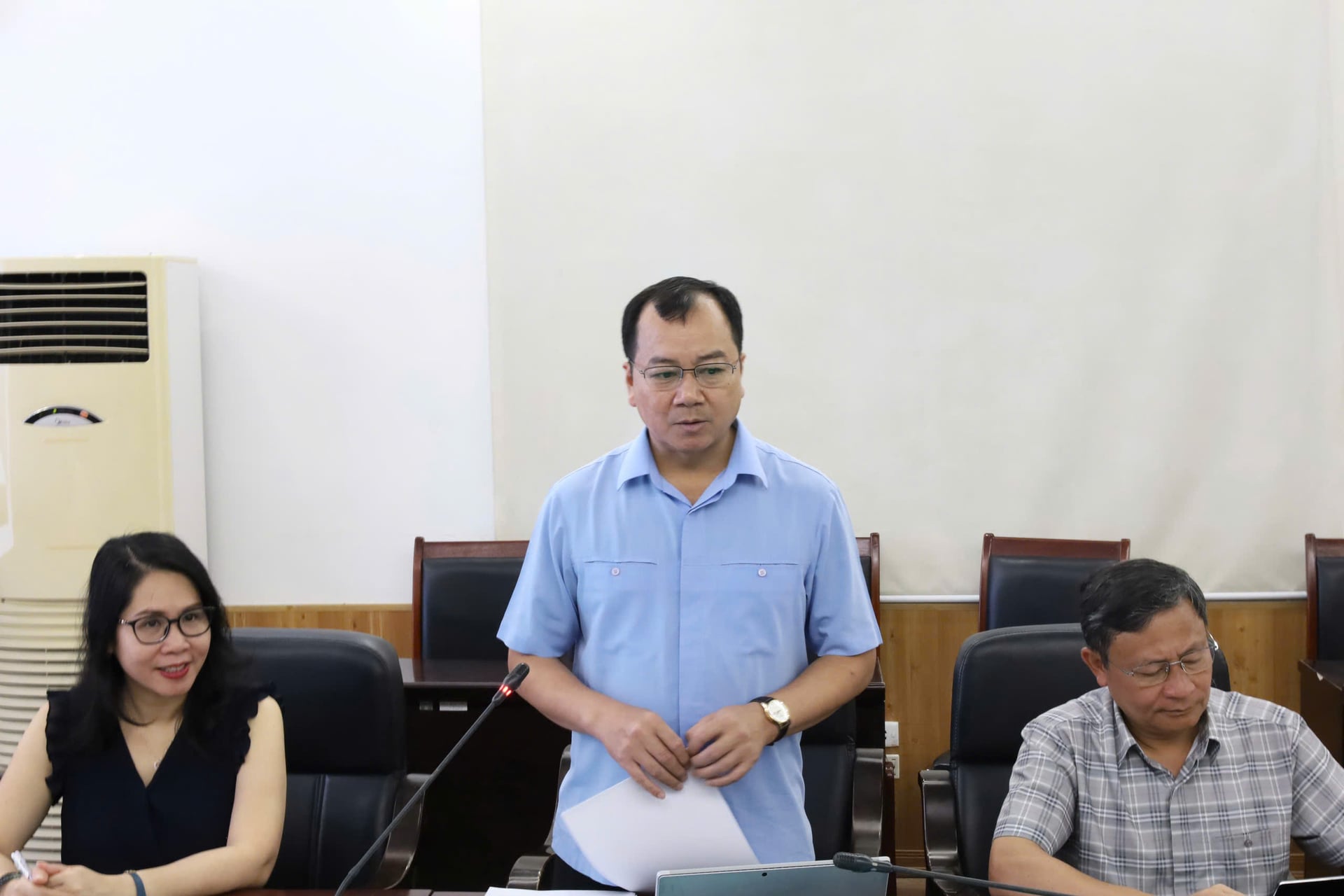 Cục trưởng Cục Thủy sản và Kiểm ngư Trần Đình Luân chủ trì và phát biểu tại hội thảo. Ảnh: Hồng Ngọc.