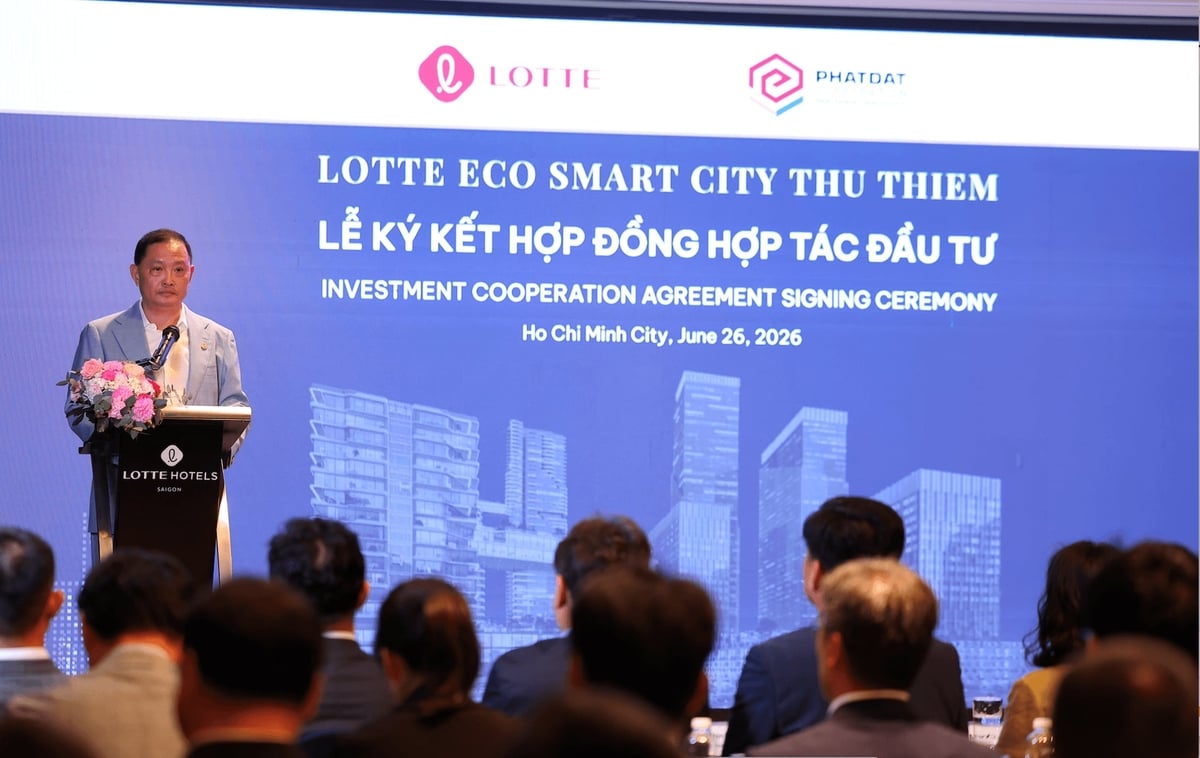 Ông Nguyễn Văn Đạt - Chủ tịch HĐQT Phát Đạt chia sẻ tại sự kiện. Ảnh: Phát Đạt.