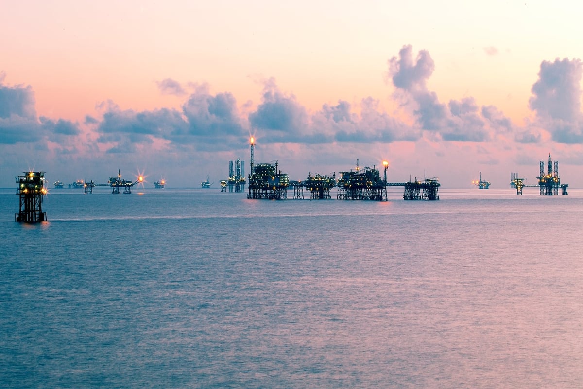 Hoạt động khai thác dầu khí tại mỏ Bạch Hổ. Ảnh: Petrovietnam.