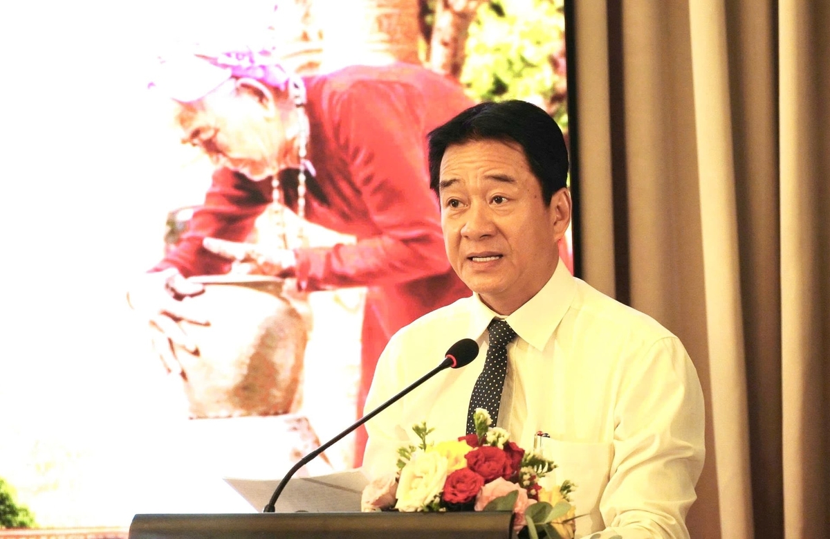 Ông Nguyễn Long Biên, Phó Chủ tịch Thường trực UBND tỉnh Khánh Hòa phát biểu tại hội thảo. Ảnh: Phương Chi.