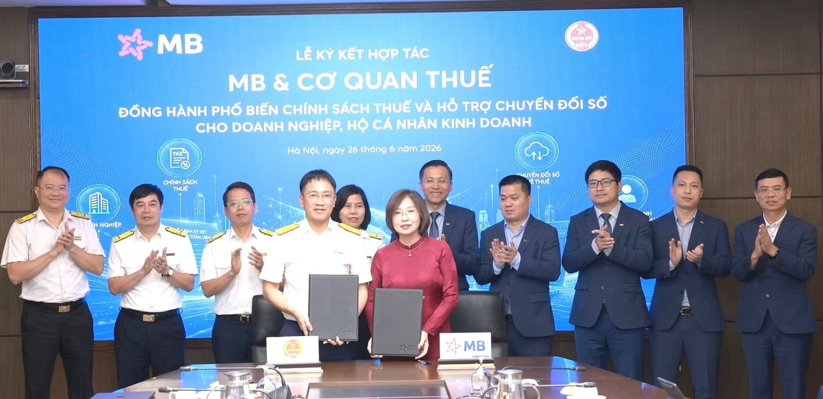 Ngân hàng TMCP Quân đội ký kết hợp tác với cơ quan thuế. Ảnh: MB.