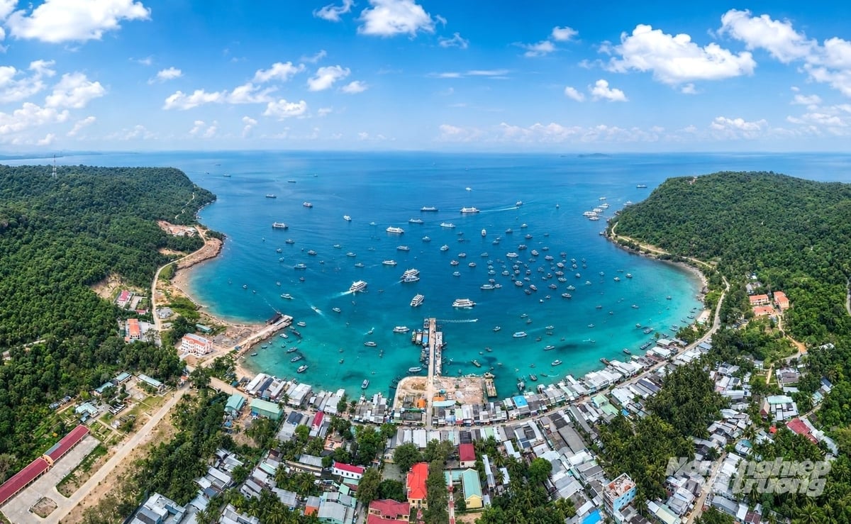 Ở Thổ Châu, biển không chỉ là không gian sinh tồn mà đã trở thành một phần máu thịt. Ảnh: Trung Chánh.