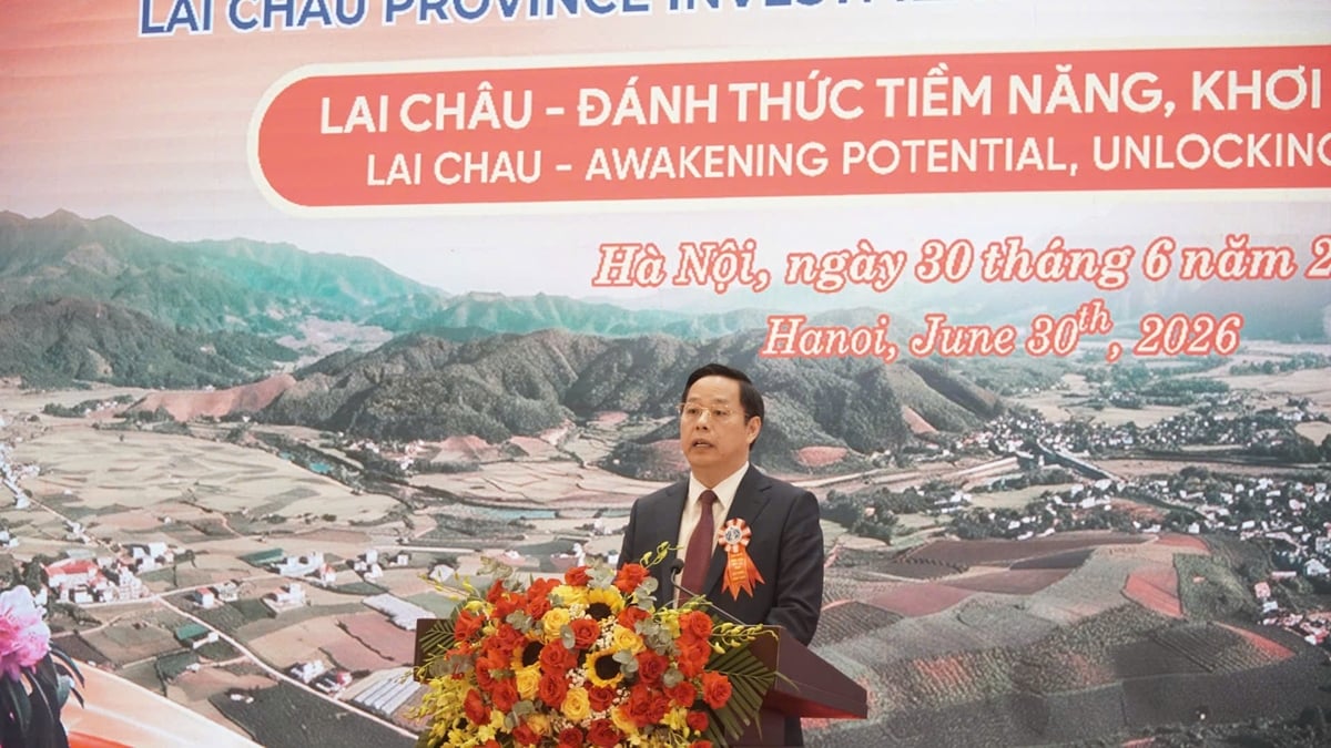 Ông Hà Quang Trung, Chủ tịch UBND tỉnh Lai Châu, phát biểu khai mạc tại hội nghị. Ảnh: Đức Bình.
