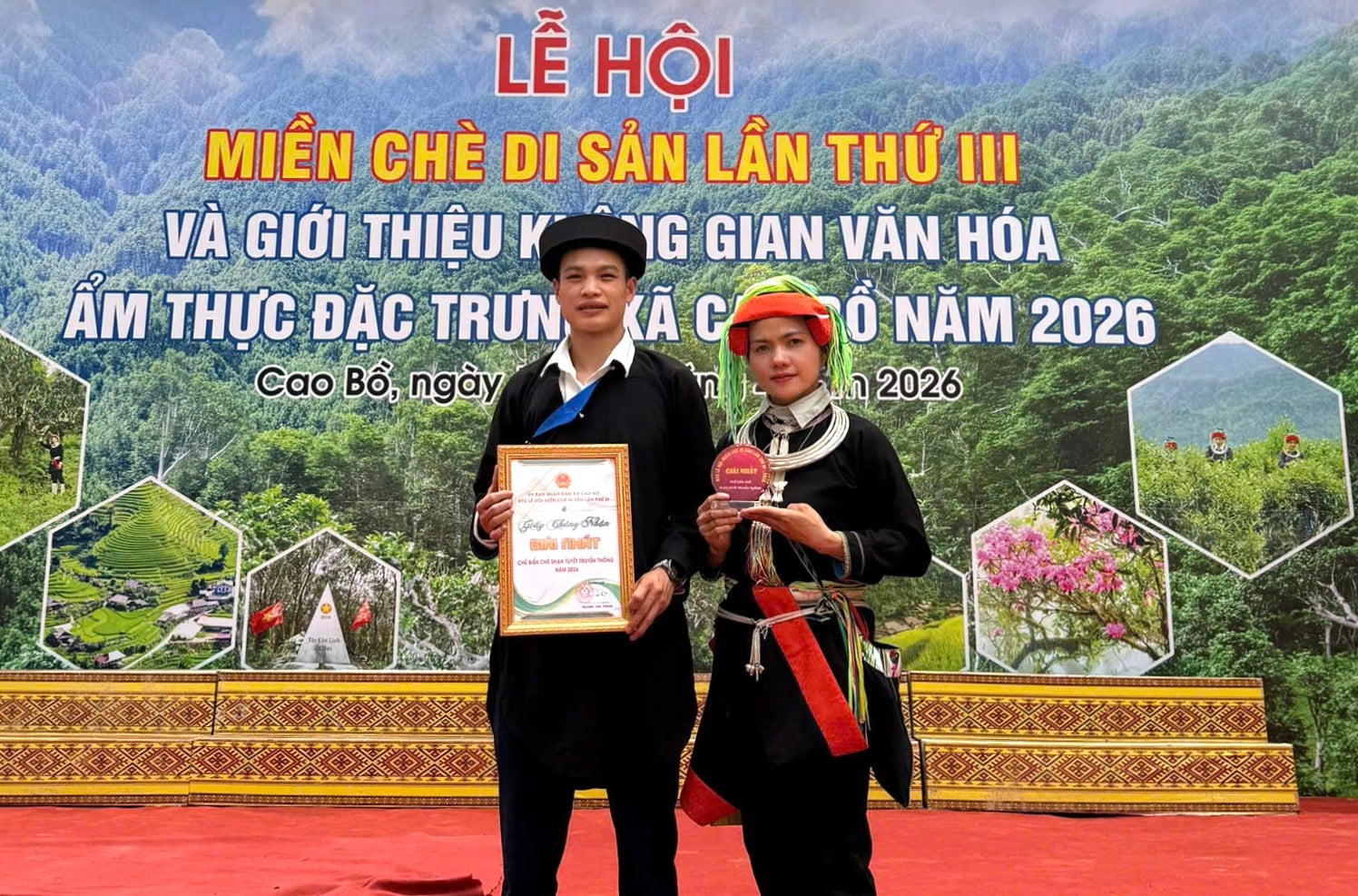 Đặng Văn Lòng giành giải Nhất cuộc thi chế biến chè Shan tuyết truyền thống tại Lễ hội miền chè di sản xã Cao Bồ năm 2026. Ảnh: NVCC.