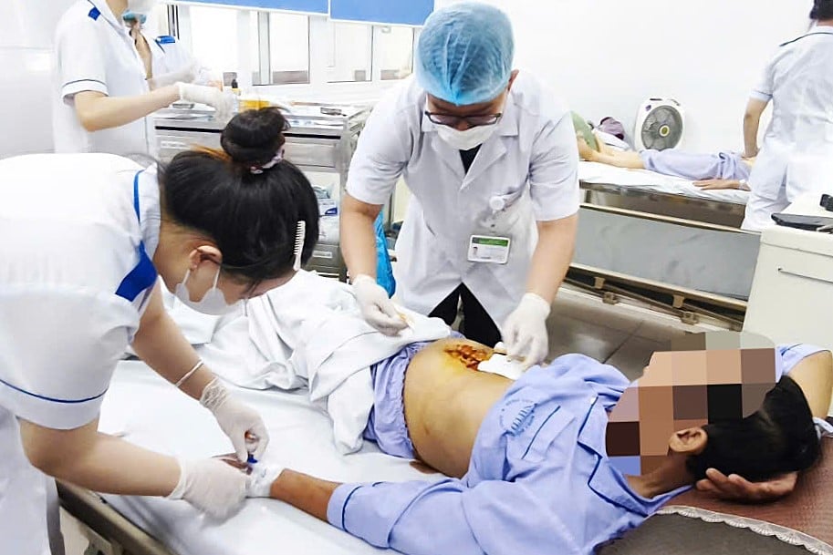 Bệnh nhân có tiền sử nhiều năm mắc bệnh đường mật, từng mổ lấy sỏi ống mật chủ, cắt túi mật và thường xuyên bị tăng men gan. Ảnh: Bệnh viện Bệnh Nhiệt đới Trung ương.