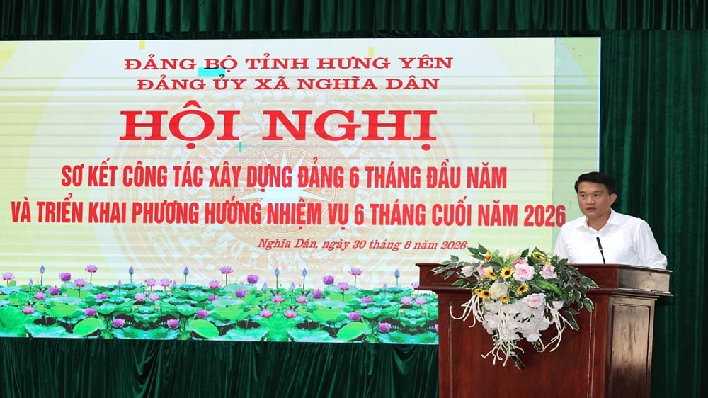 Ông Vũ Quang Thắng, Bí thư Đảng ủy, Chủ tịch HĐND xã Nghĩa Dân phát biểu tại Hội nghị. Ảnh: Xã Nghĩa Dân.