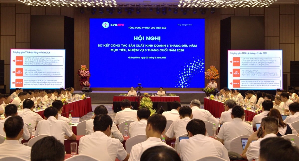 EVNNPC tổ chức hội nghị sơ kết công tác 6 tháng đầu năm và triển khai nhiệm vụ 6 tháng cuối năm 2026. Ảnh: EVNNPC.