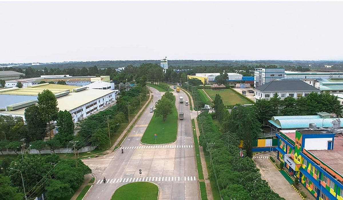 Thành phố Đồng Nai chú trọng chuyển đổi xanh trong việc phát triển khu công nghiệp theo hướng đạt mục tiêu phát thải ròng Net Zero năm 2050. Ảnh: Tường Tú.
