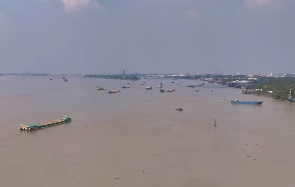 Sông Tiền. Ảnh: Sơn Trang.