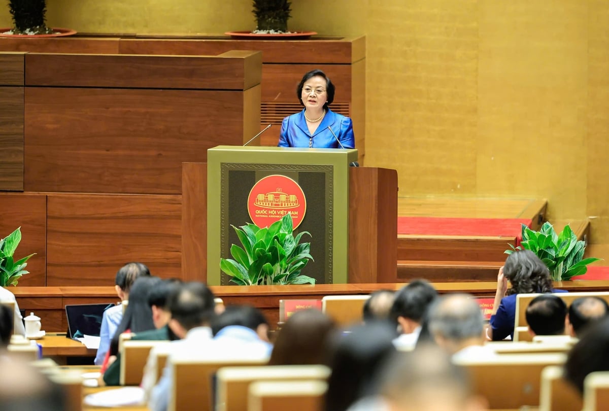 Theo Phó Thủ tướng, mô hình mới đã mở ra không gian phát triển mới với tầm nhìn chiến lược, tư duy kiến tạo phát triển đất nước trong kỷ nguyên mới; đồng thời tạo chuyển biến quan trọng về nhận thức, phương thức lãnh đạo, quản trị, cơ chế vận hành và năng lực tổ chức thực hiện. Ảnh: Như Ý.